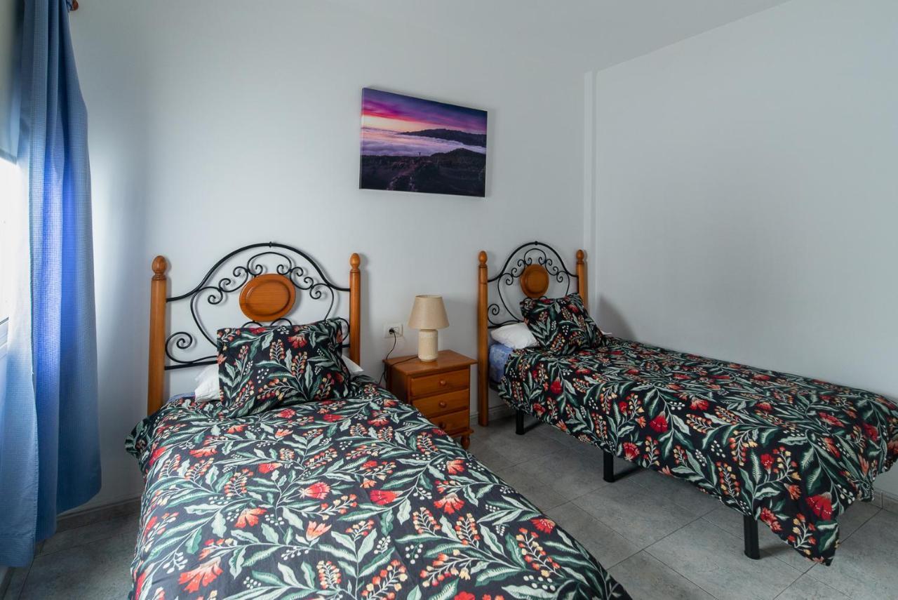 Apartamentos Leomar II Los Llanos De Aridane Exteriör bild
